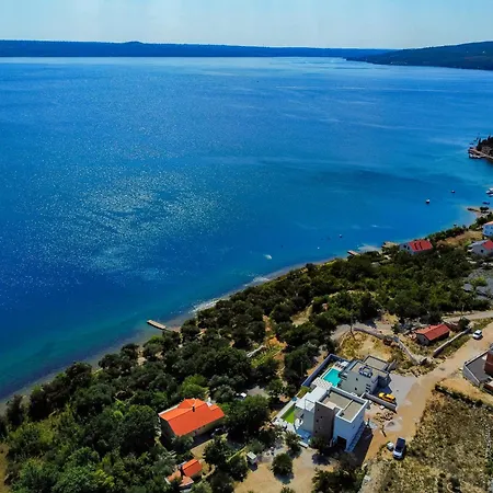 Shark Villa *
