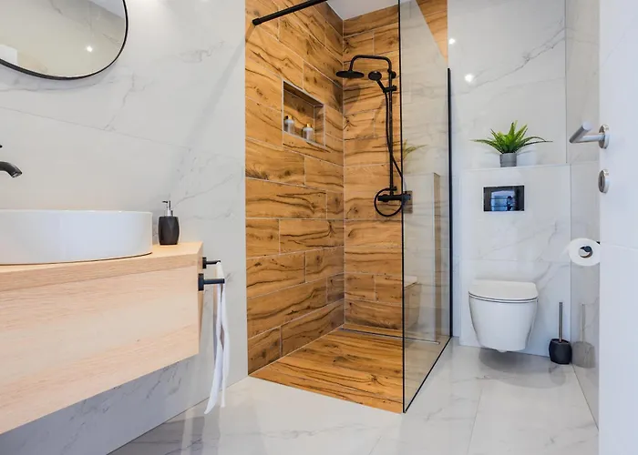 Willa Shark Maslenica